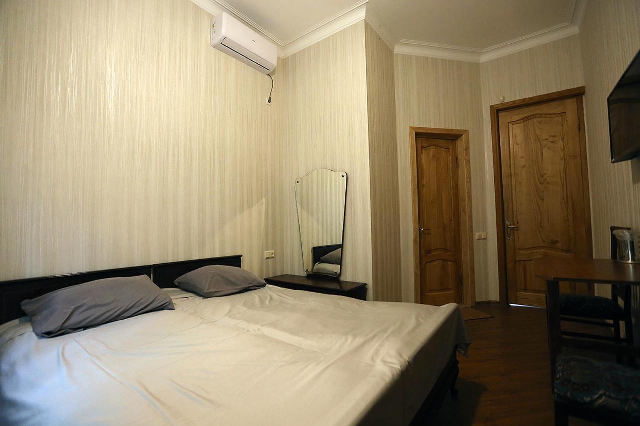 Center Villa Kutaisi Exterior foto